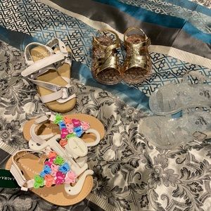 4 pairs of baby girl sandals